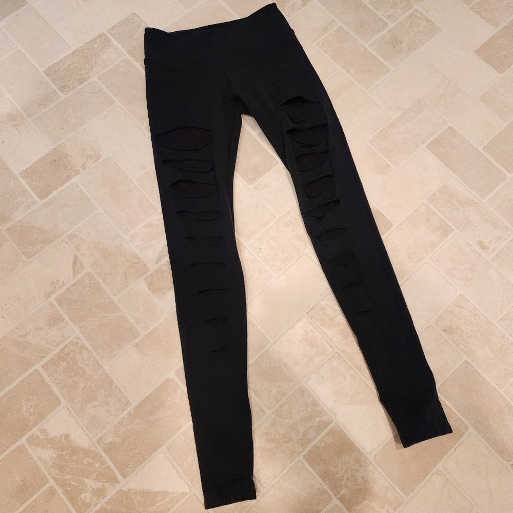 Solow Revolve Ripped Warrior Leggings XS